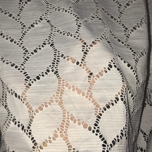 π π©± White Bathing-suit coverup - Picture 3 of 9